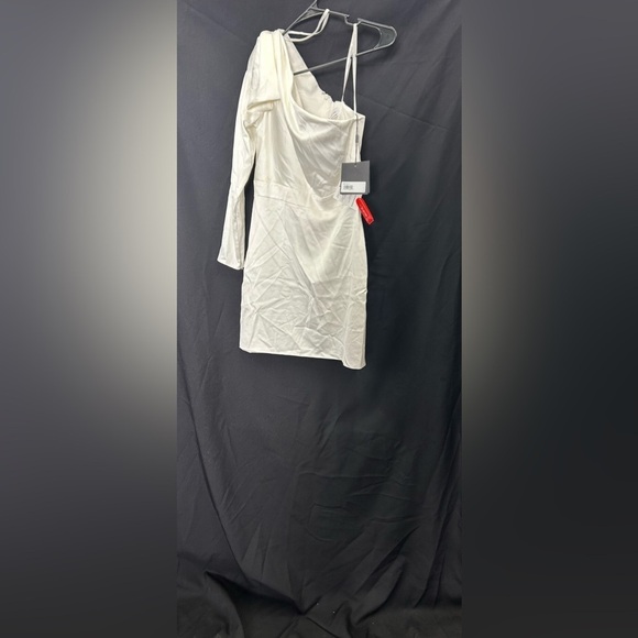 IEENA FOR MAC DUGGAL 26500 NWT One Shoulder Long Sleeve Satin Mini Dress - Picture 4 of 6